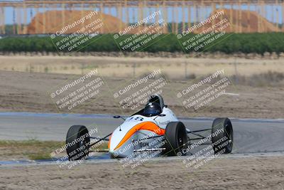 media/Apr-30-2022-CalClub SCCA (Sat) [[98b58ad398]]/Group 3/Race (Grapevine)/